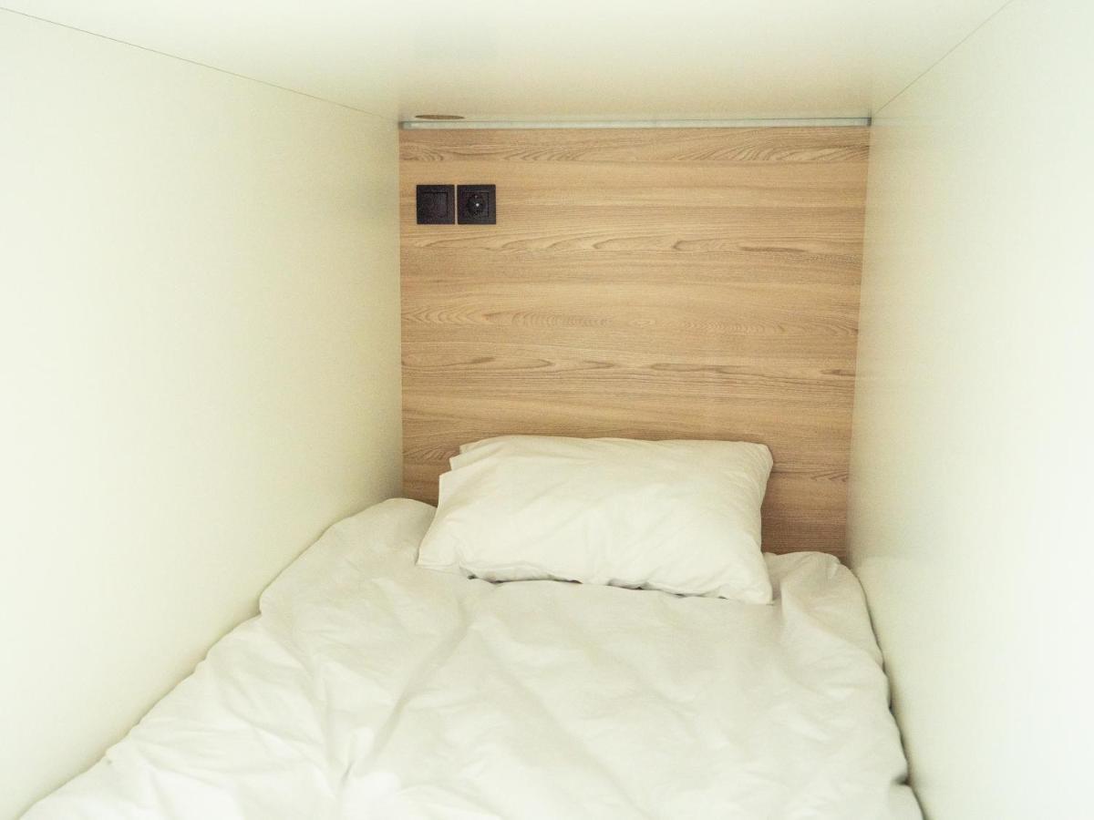 D - Hostel Ирпин Екстериор снимка